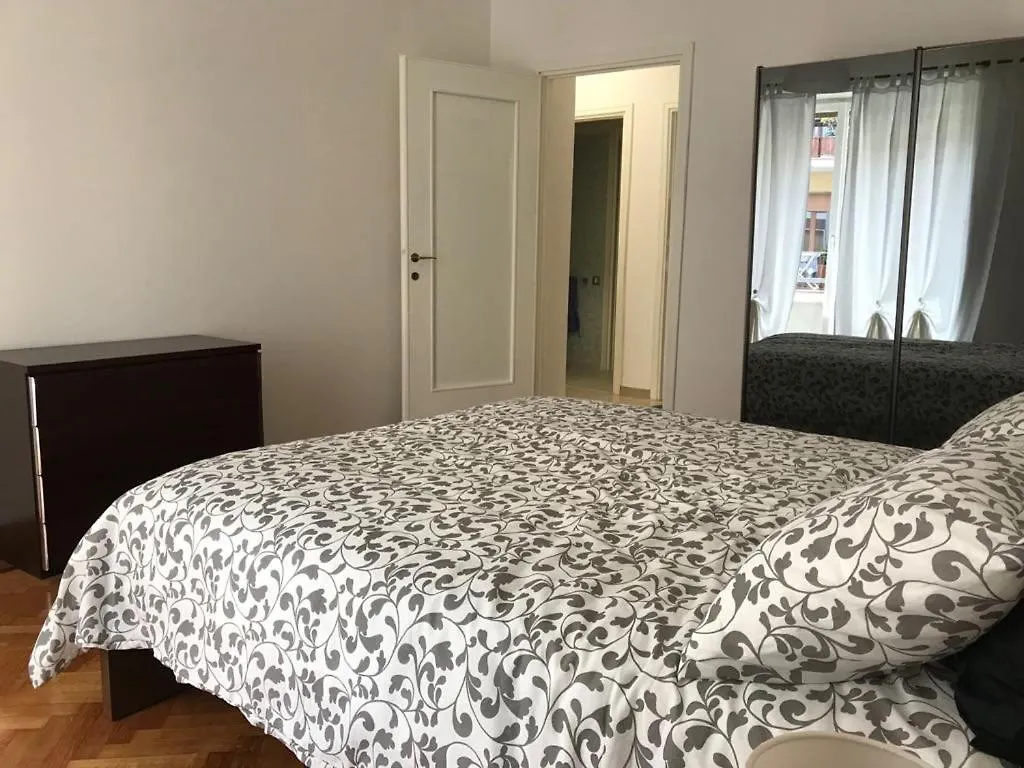 Casa Signorile Anni 70 Apartment Milan