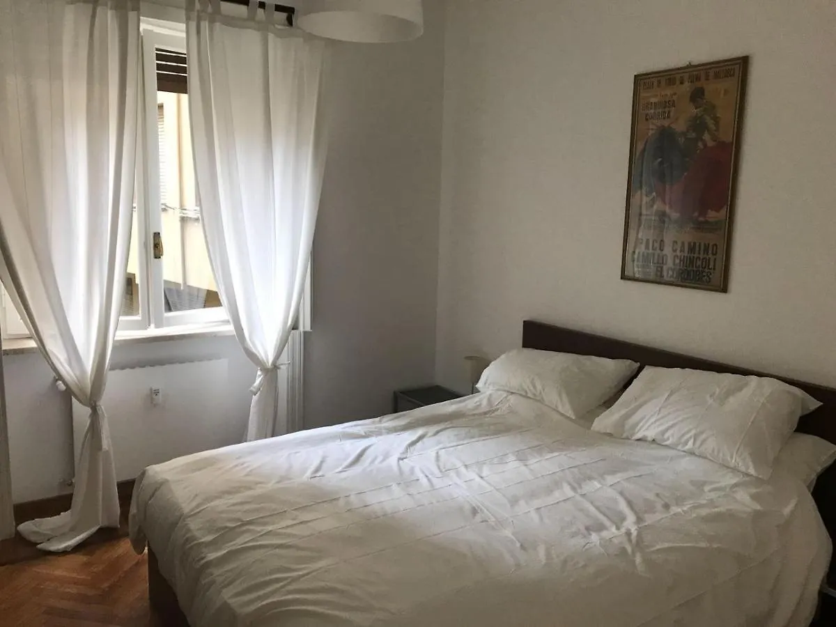 Casa Signorile Anni 70 Apartment Milan