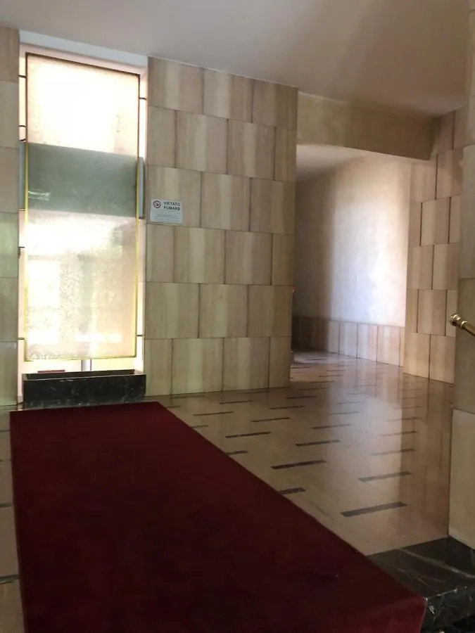 Casa Signorile Anni 70 Apartment Milan