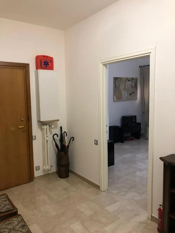 Casa Signorile Anni 70 Apartment Milan 0*,